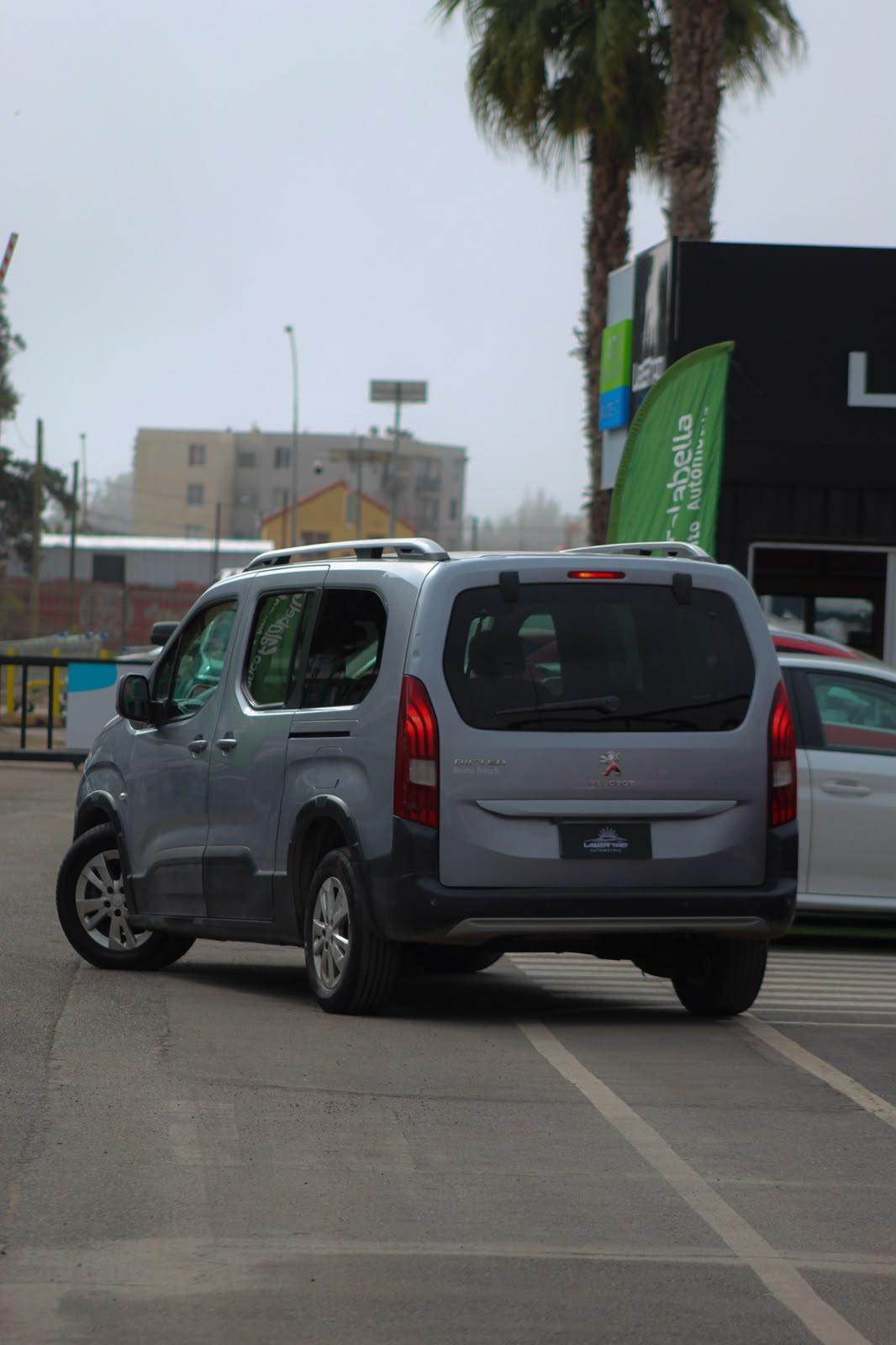Peugeot Rifter — foto 6 de 10